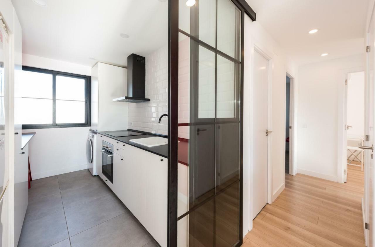 Ever House IFEMA Mar de Cristal Madrid Extérieur photo